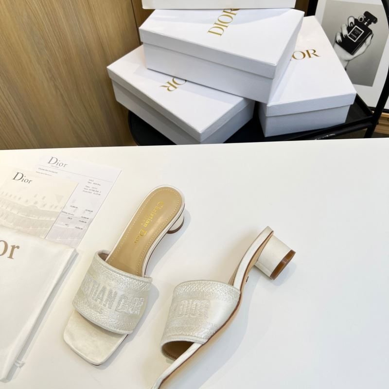 ch**an D*or slippers